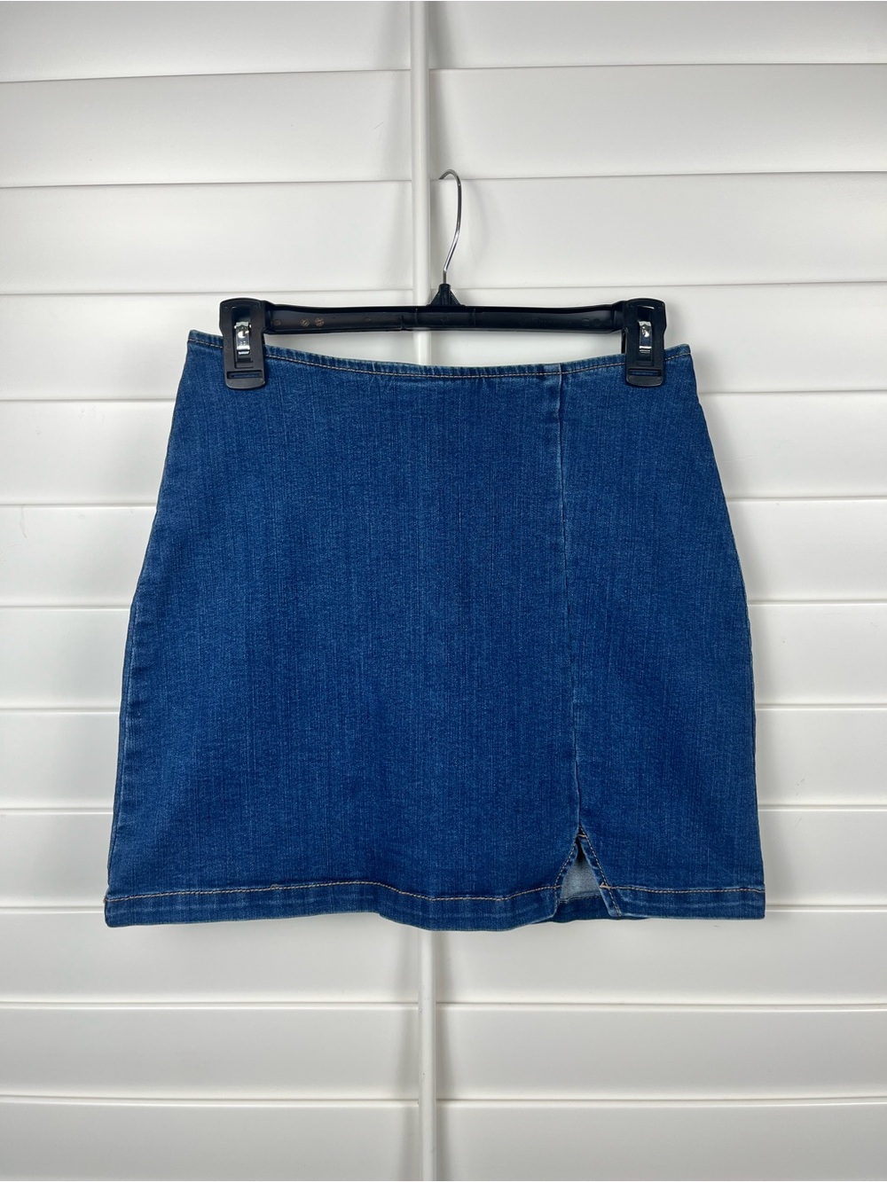 Wild Fable Blue Denim Mini Skirt Size 6 Stretch Y2K Front Slit